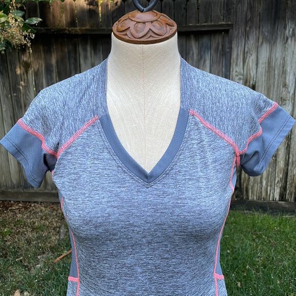 RBX Womens Grey Workout Short Sleeve T-shirt Women’s size Small - Picture 2 of 10